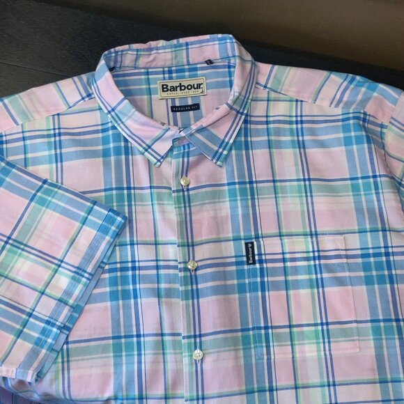 Barbour Madras 6 Short Sleeve Button Up Plaid Men's Shirt SIZE US LARGE - Picture 1 of 5
